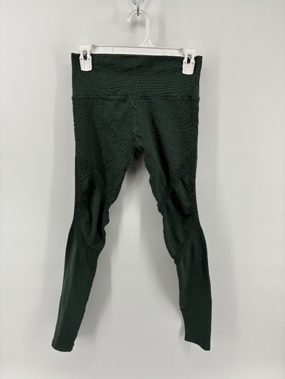 Alphalete Dark Green Leggings